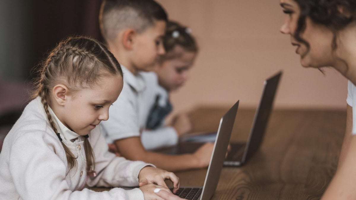 Google presenta herramientas de IA para las aulas