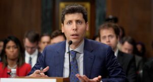 Principales Riesgos de la Inteligencia Artificial Según Sam Altman, CEO de OpenAI
