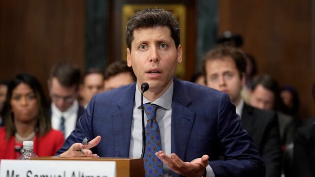 Principales Riesgos de la Inteligencia Artificial Según Sam Altman, CEO de OpenAI Principales Riesgos de la Inteligencia Artificial Según Sam Altman, CEO de OpenAI