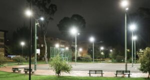 Bogotá Estrena Alumbrado con Inteligencia Artificial: la Promesa de Galán y sus Riesgos