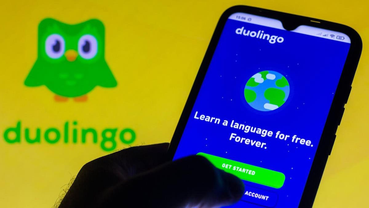 Duolingo Defiende su Estrategia de Inteligencia Artificial Ante la Polémica del CEO