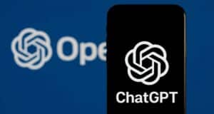 OpenAI refuerza ChatGPT para frenar la dependencia emocional y fomentar un uso más consciente de la IA