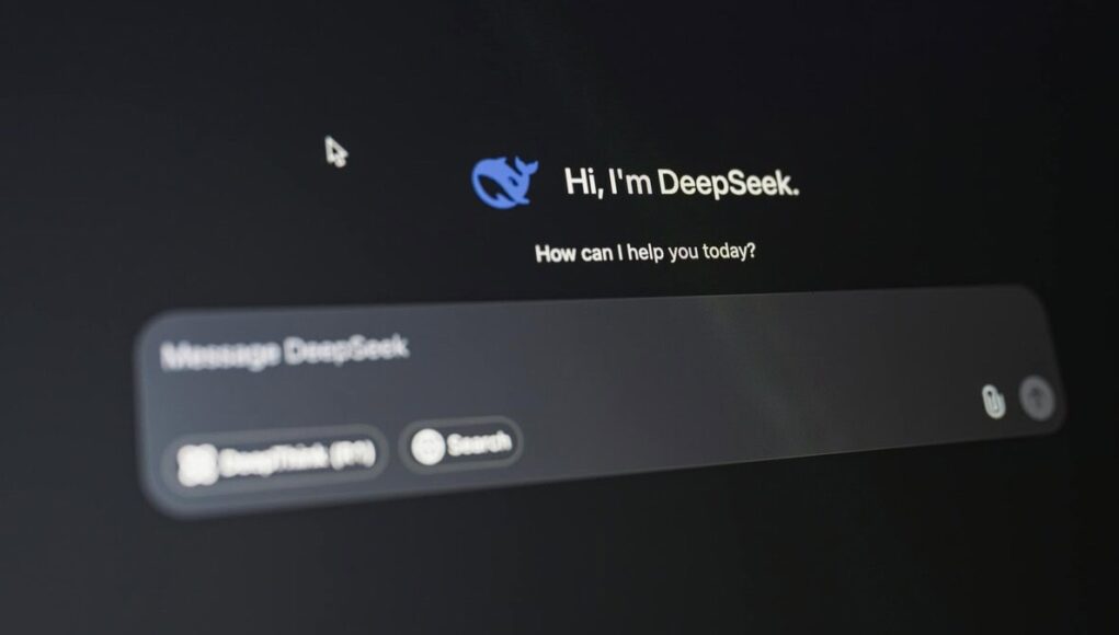 DeepSeek Rompe las Expectativas y en Vez de Competir con GPT-5, Prepara un Salto Hacia la IA Agéntica DeepSeek Rompe las Expectativas y en Vez de Competir con GPT-5, Prepara un Salto Hacia la IA Agéntica