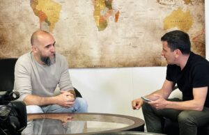 “Dos Hostias y el Móvil Fuera”: la Dura Advertencia de Jon Hernández Sobre la IA como Psicólogo “Dos hostias y el móvil fuera”: la dura advertencia de Jon Hernández sobre la IA y la psicología