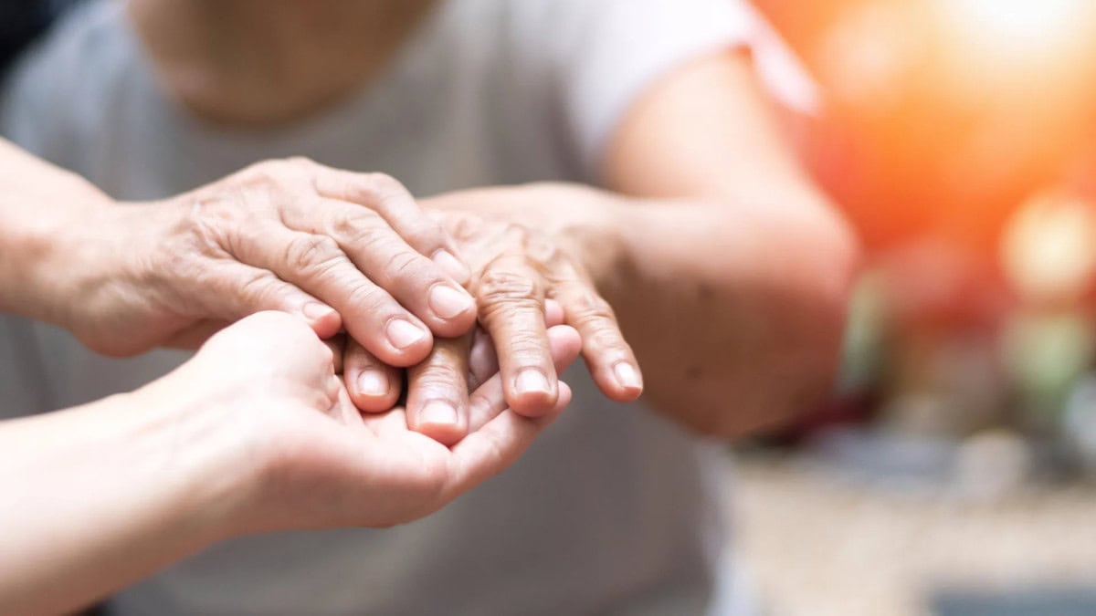 IA Logra Ver en Vídeos Caseros lo que Ni los Médicos Detectan: las Primeras Señales del Parkinson