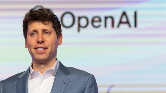Sam Altman, CEO de OpenAI, Aviva un Viejo Miedo en la Era de IA: ¿Qué Significa la “Internet Muerta”?