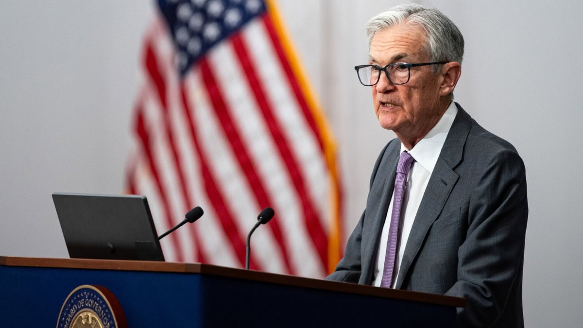 Jerome Powell Advierte de un Frenazo Histórico: la IA Deja el Empleo al Borde del Estancamiento