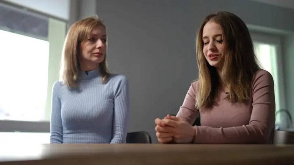 Una Joven Buscaba Contención y Recibió una Nota Suicida Generada por IA