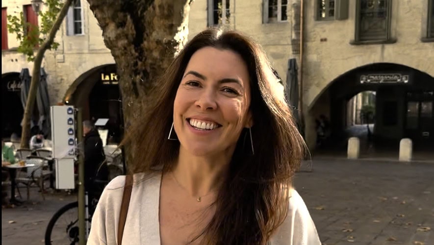 Mujer deja la elección del destino en manos de ChatGPT 