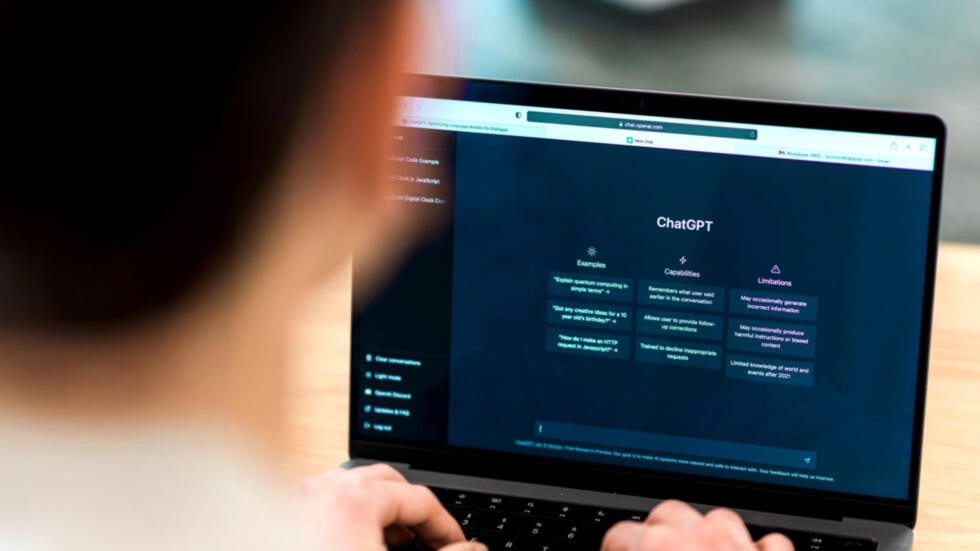 Cómo funcionan ChatGPT, Gemini y Claude respecto al tiempo real