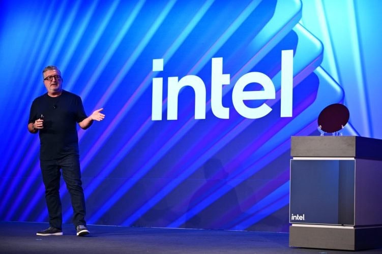 El movimiento tiene nombres propios y huele a reorganización interna seria