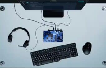 Arduino Revela Ventuno Q con 40 TOPS de Potencia para Robots con IA en el Propio Dispositivo Arduino Revela Ventuno Q con 40 TOPS de Potencia para Robots con IA en el Propio Dispositivo