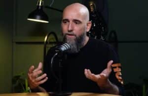 Así Reacciona la IA Cuando el Divulgador Jon Hernández le Encarga Invertir en Criptomonedas por su Cuenta