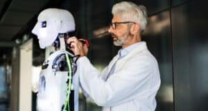 Bain & Company Revela Cuándo los Robots Humanoides Igualarán a los Humanos