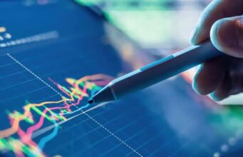 Jeff Bezos Busca 100.000 Millones para Transformar la Industria con IA