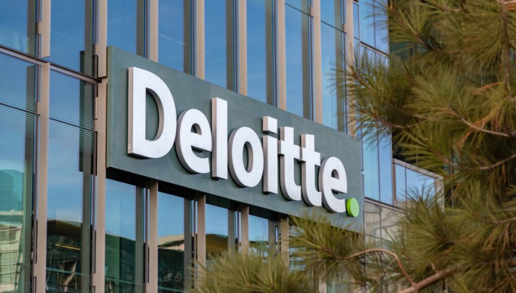 Deloitte-Apuesta-por-la-Inteligencia-Artificial-de-Anthropic-Pese-al-Reembolso-por-su-Uso