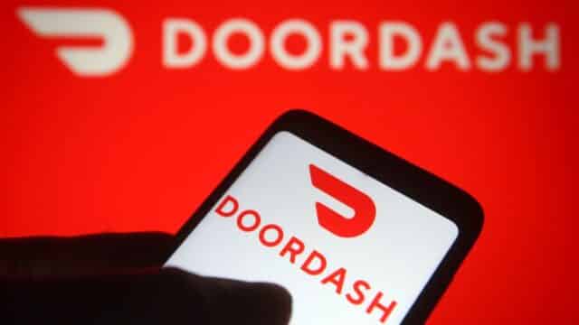 DoorDash Presenta a Tasks, la App que Paga a Repartidores por Entrenar IA DoorDash Presenta a Tasks, la App que Paga a Repartidores por Entrenar IA
