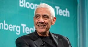 El Inversor de OpenAI Vinod Khosla Afirma Que la IA Podría Hacer el 80 % de los Trabajos