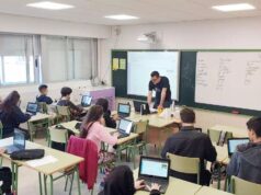 La IA Parecía Lista para Sustituir a los Profesores Corrigiendo Ensayos, Pero un Estudio Acaba de Pinchar esa Burbuja