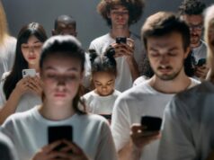 Hospitales Reciben Pacientes con Síntomas Atribuidos a la IA, Aunque Expertos no Coinciden con el Diagnóstico