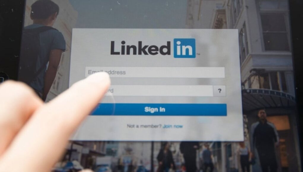 LinkedIn-Usara-tu-Perfil-y-tu-Actividad-para-Entrenar-su-IA…-Salvo-que-Digas-lo-Contrario
