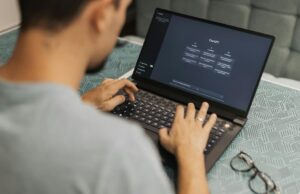 OpenAI Reconoce el Impacto Psicológico de ChatGPT y Empieza a “Reeducar” al Modelo