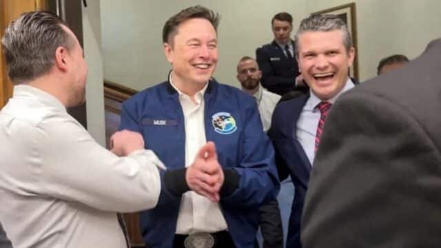 Pentágono Firma con Musk Para Usar Grok en Sistemas Clasificados Tras Negativa de Anthropic