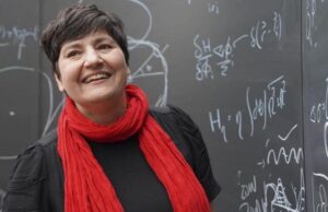 Sonia Contera, Física en Oxford, Enfría la Euforia de la IA: Hace Cálculos, pero No es Inteligente