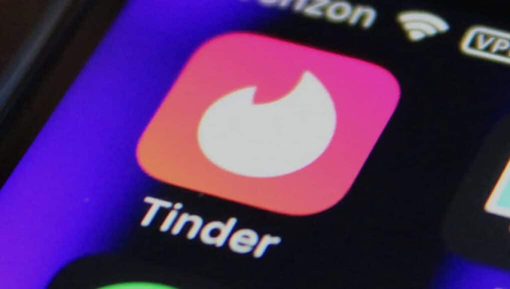Tinder-Ahora-Usa-la-Inteligencia-Artificial-para-Conocer-a-Usuarios-a-Partir-de-las-Fotos-del-Movil