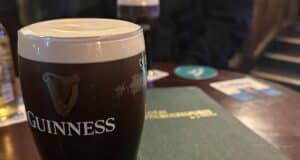 Un Cliente Usa la IA Para Investigar Bares de Irlanda y lo Que Descubrió Está Cambiando el Mercado