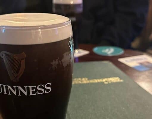 Un Cliente Usa la IA Para Investigar Bares de Irlanda y lo Que Descubrió Está Cambiando el Mercado Un Cliente Usa la IA Para Investigar Bares de Irlanda y lo Que Descubrió Está Cambiando el Mercado