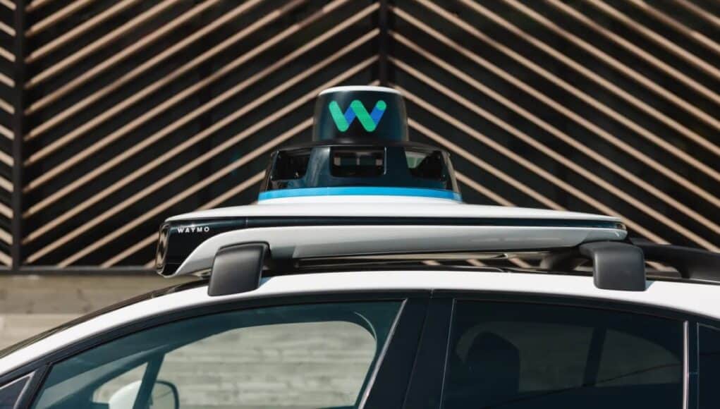 Waymo-Prueba-Gemini-Como-Asistente-de-IA-a-Bordo-de-sus-Robotaxis