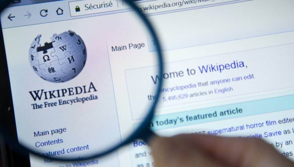Wikipedia-Asegura-que-Pierde-Usuarios-por-el-Auge-de-los-Resumenes-de-IA-en-Internet