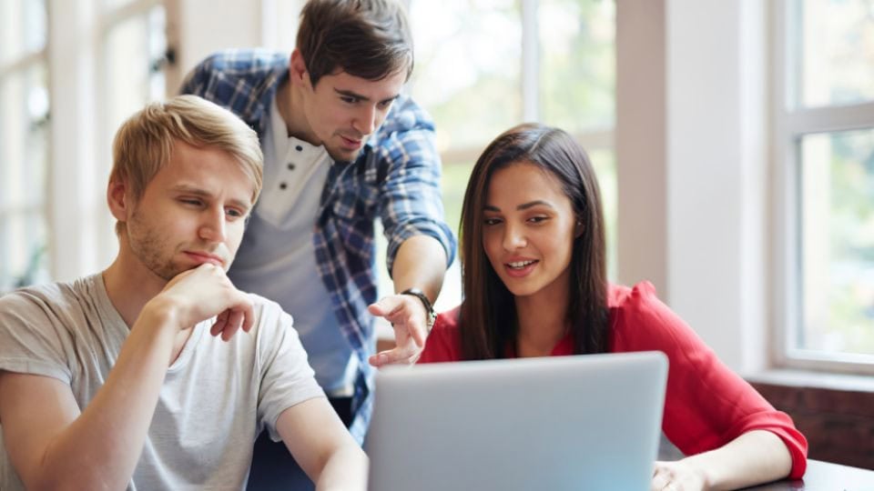 Cómo elegir carreras universitarias en 2026 según la IA