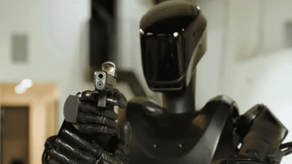 El costo humano baja, se reduce la exposición directa de soldados