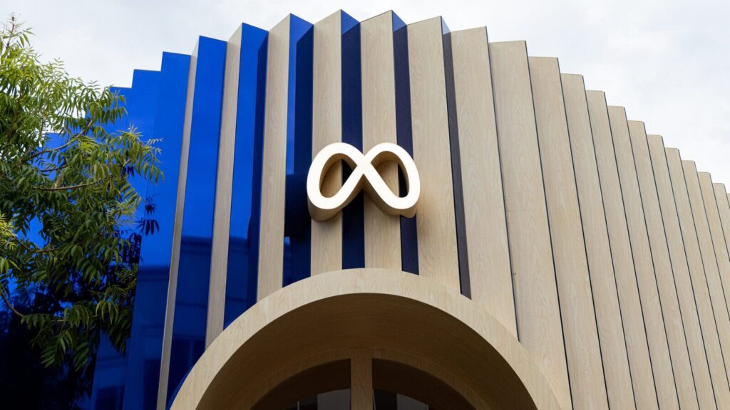 qué busca el super PAC de Meta