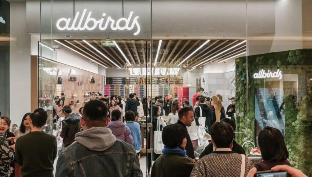 De vender zapatillas a apostar por la IA, el giro de Allbirds en 2026 esconde un cambio que impacta más de lo que parece De vender zapatillas a apostar por la IA: el giro de Allbirds en 2026 esconde un cambio que impacta más de lo que parece