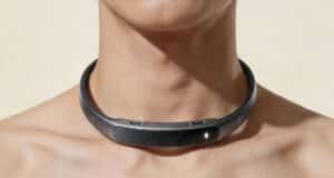 Investigadores de Pohang Presentan un Collar con IA que Traduce Movimientos del Cuello en Voz sin Emitir Sonido