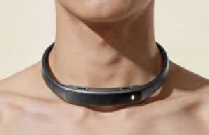 Investigadores de Pohang Presentan un Collar con IA que Traduce Movimientos del Cuello en Voz sin Emitir Sonido Investigadores de Pohang Presentan un Collar con IA que Traduce Movimientos del Cuello en Voz sin Emitir Sonido