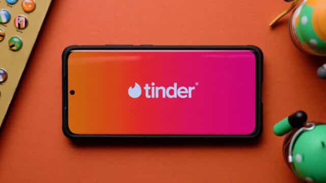 Un Argentino Desarrolla una IA que Analiza Chats de Tinder para Saber si su Cita es Tóxica como su Ex Un Argentino Desarrolla una IA que Analiza Chats de Tinder para Saber si su Cita es Tóxica como su Ex