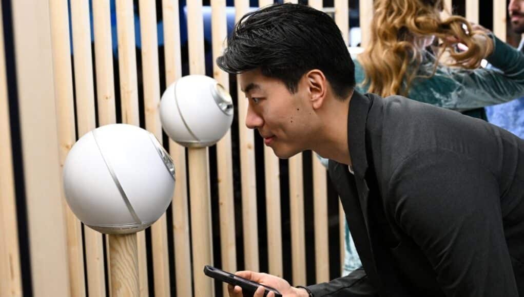 World ID de OpenAI, Así Quieren Identidad Digital para Distinguir a los Humanos de los Bots World ID de OpenAI: Así Quieren Identidad Digital para Distinguir a los Humanos de los Bots