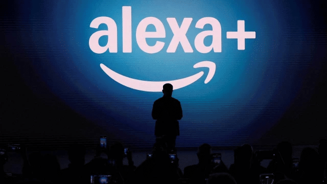 Si alguien dice que tiene calor, Alexa+ puede activar un ventilador. Escucha, recuerda, conecta y actúa.