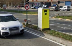 Pamplona Instala Radares con IA para Detectar a Conductores que usan Móvil o Cinturón, Además de Asignar Multas Pamplona Instala Radares con IA para Detectar a Conductores que usan Móvil o Cinturón, Además de Asignar Multas