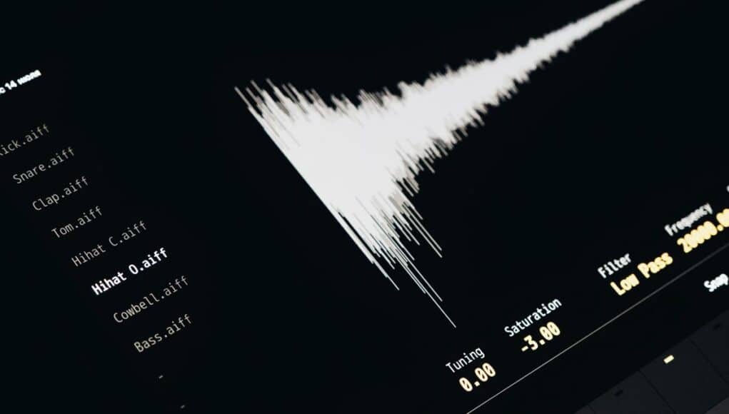 Pones Música o un Podcast de Fondo y tu agente IA empieza a Obedecer Instrucciones que Jamás Escuchaste Pones Música o un Podcast de Fondo y tu agente IA empieza a Obedecer Instrucciones que Jamás Escuchaste