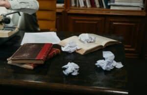 Un cuento premiado abre el debate más incómodo para la literatura: el jurado no puede demostrar si se hizo con IA Un cuento premiado abre el debate más incómodo para la literatura: el jurado no puede demostrar si se hizo con IA