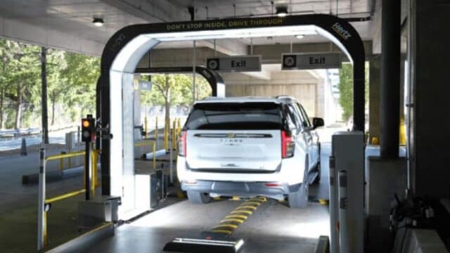 Una IA Detectó un Daño Mínimo en un Coche de Alquiler y el Resultado Indignó a Muchos Conductores Una IA Detectó un Daño Mínimo en un Coche de Alquiler y el Resultado Indignó a Muchos Conductores