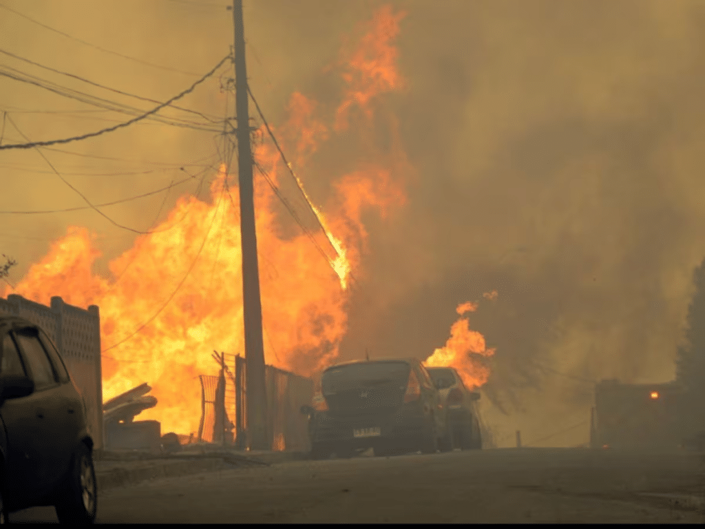En Arizona una cámara con IA detectó humo, un humano validó la señal y las autoridades recibieron la alerta a tiempo