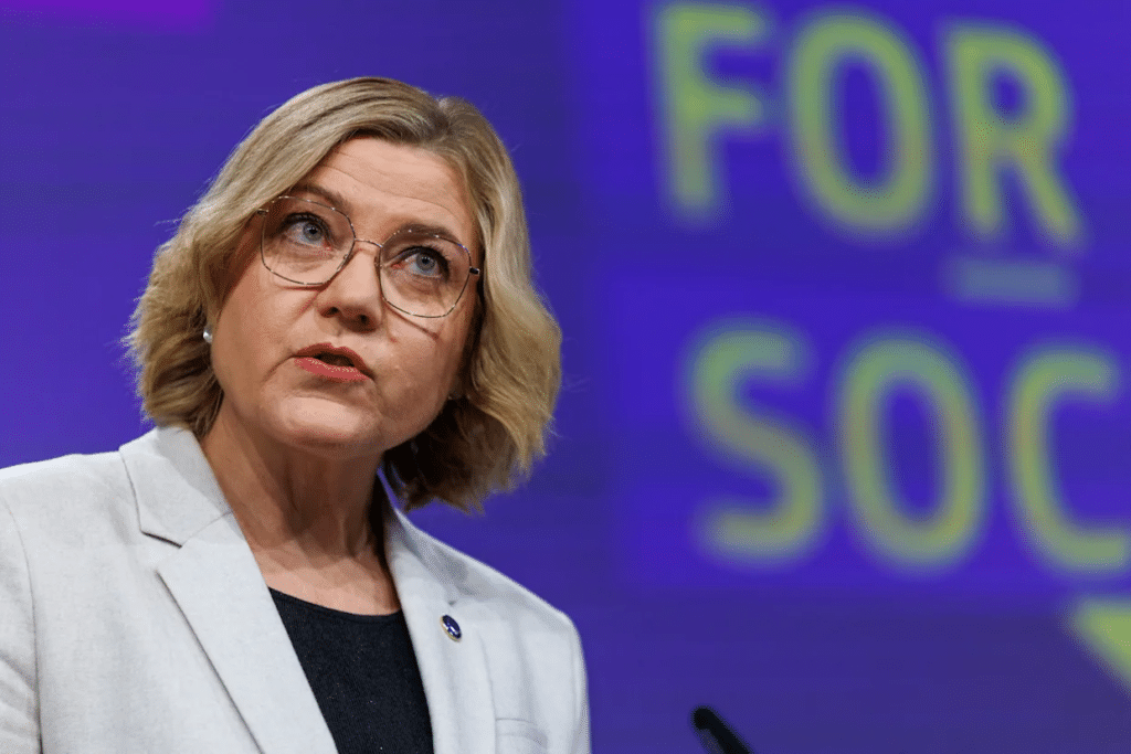 La Comisión Europea quiere posponer la aplicación de algunas partes de la ley de IA