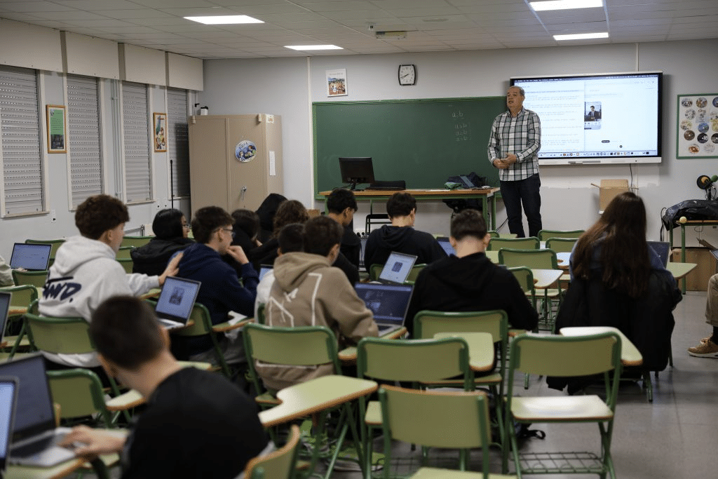 A Coruña a lanza el primer programa de alfabetización en inteligencia artificial para alumnado de 20 institutos