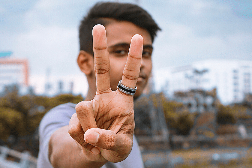 Si haces un selfie a menos de 1,5 metros de distancia, la IA tiene alta probabilidad de extraer tus huellas